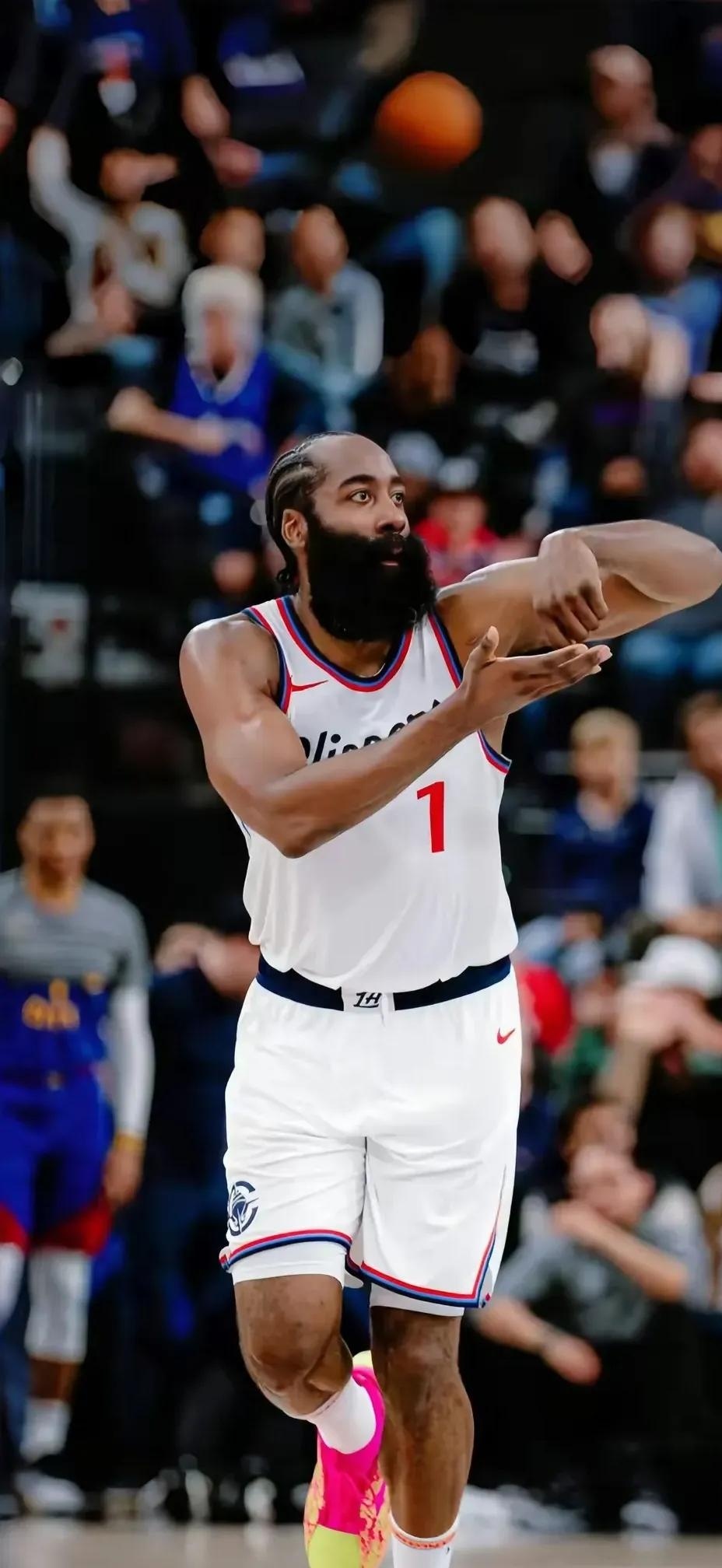 关于四川队翻盘天津队，哈登状态火热的信息