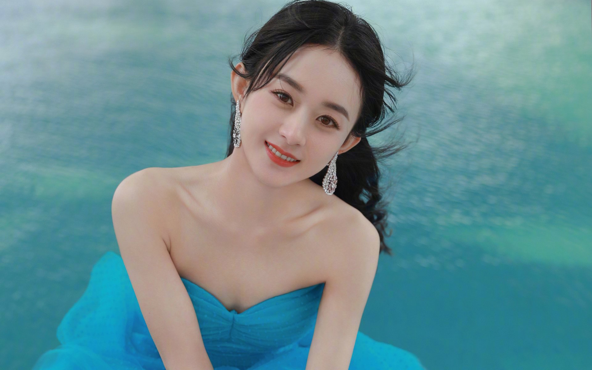 罗德里一触即发,红魔险境逢生他从嘘声中站起来,无名之辈罗德里用沉默完成致命一击